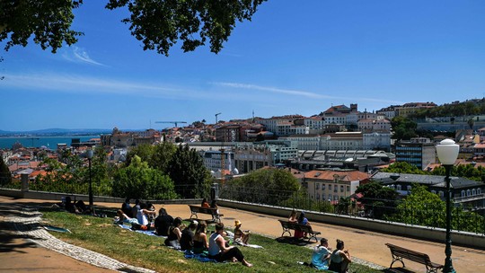 Brasileiros lideram renovação automática de residência em Portugal