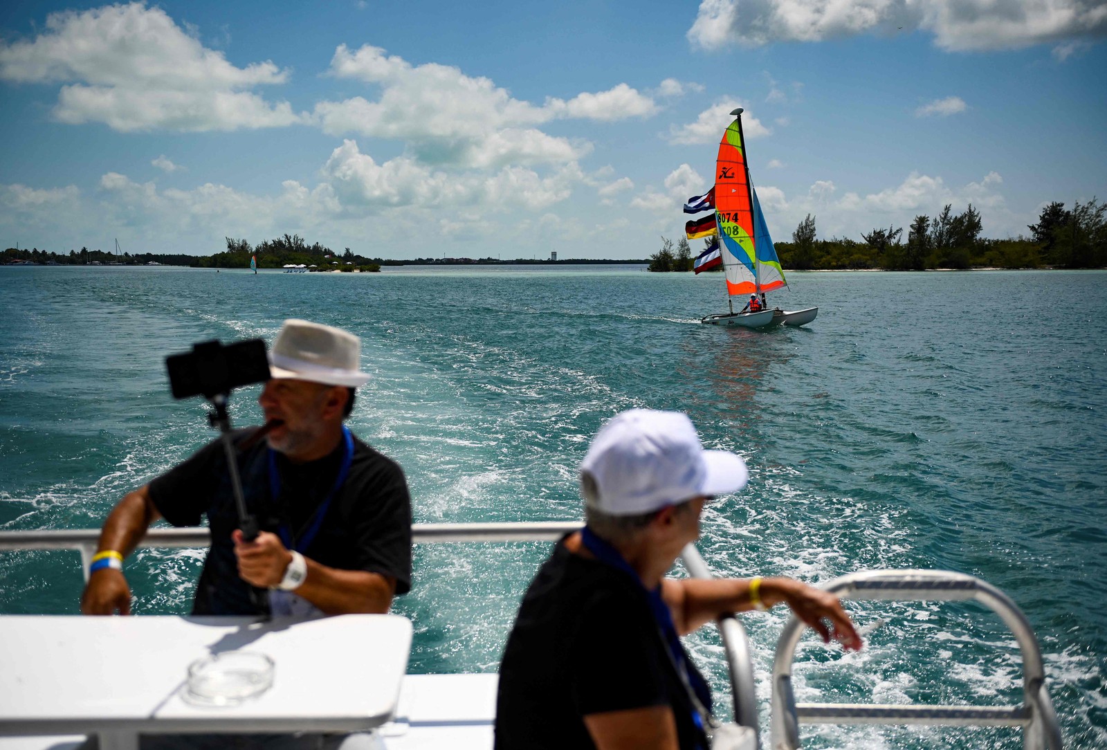 O turismo é o principal motor da economia da ilha do Caribe — Foto: Yamil Lage / AFP
