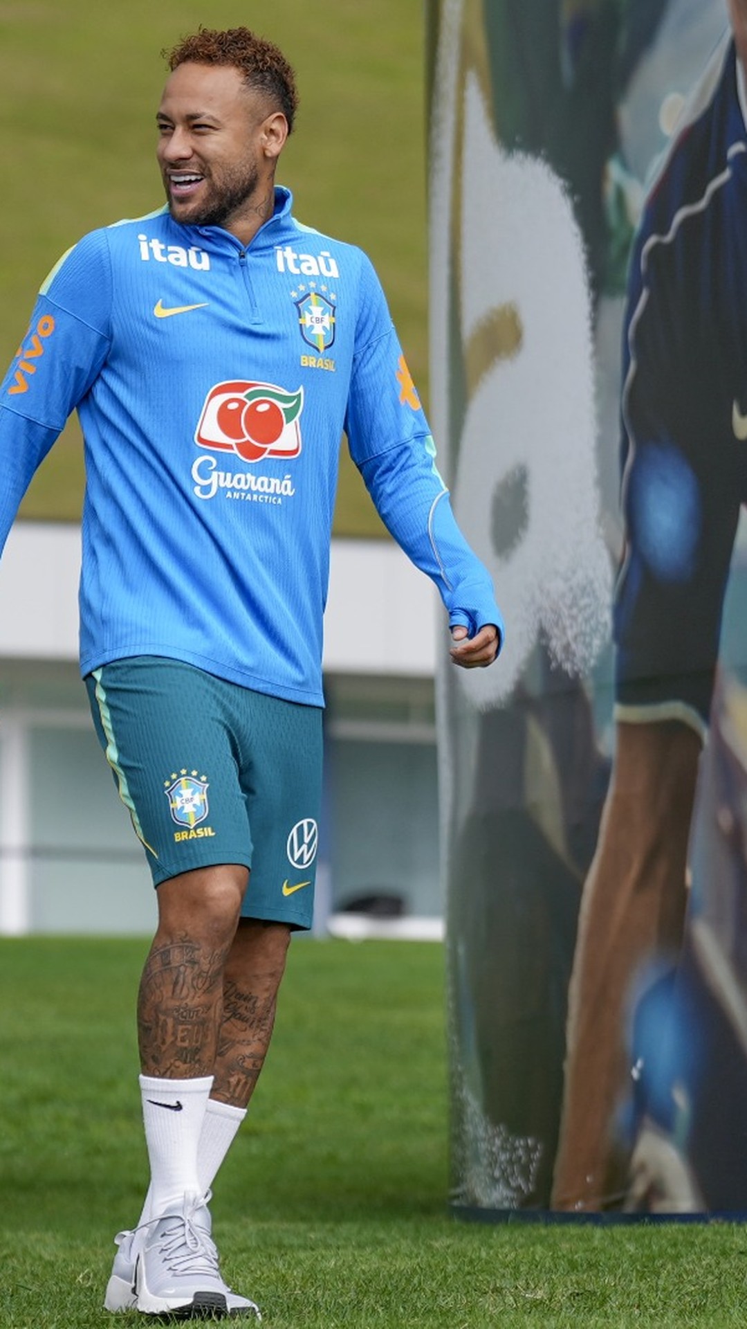 Após show na Romênia, rapper Wiz Khalifa é acusado de porte ilegal