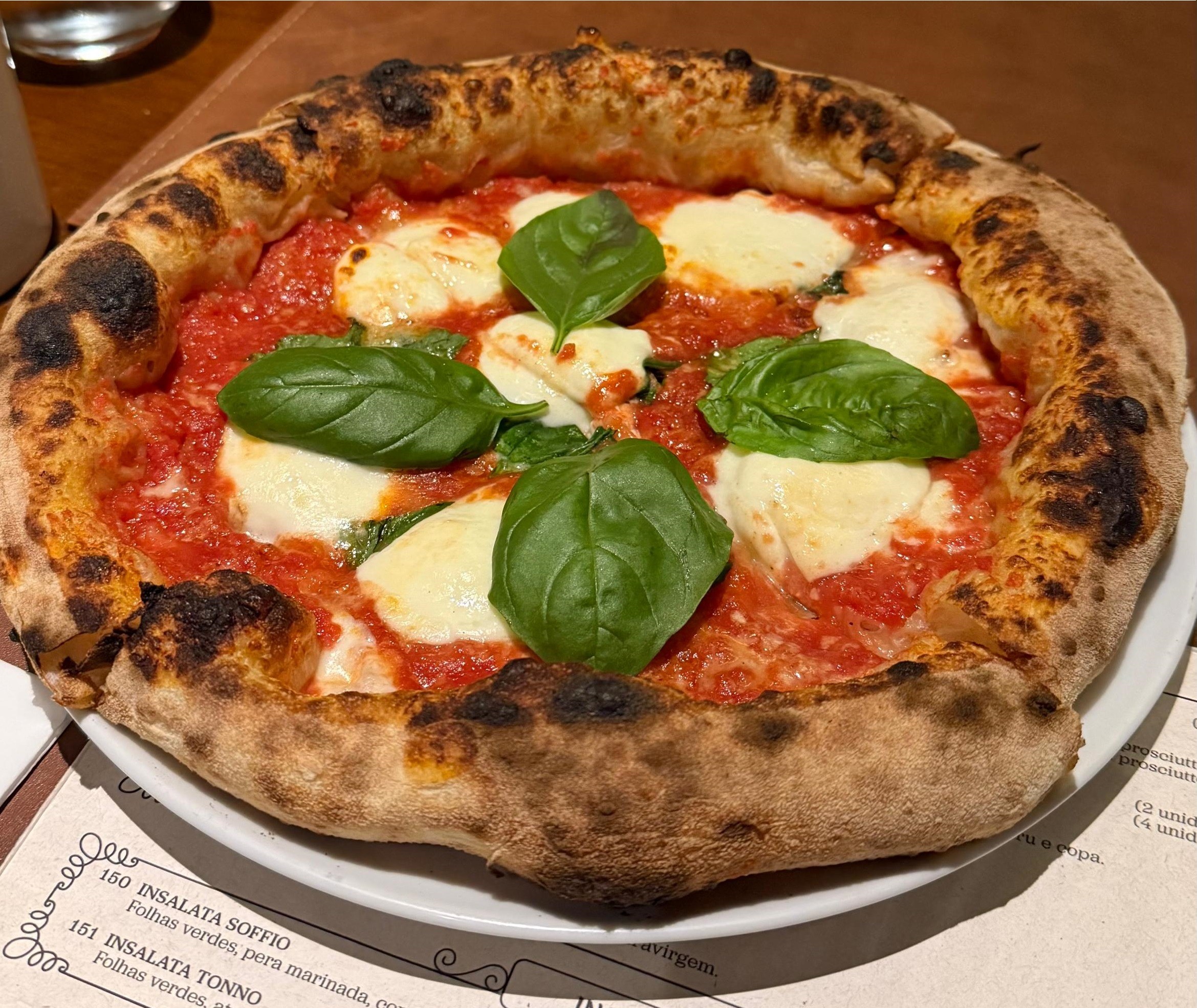 A pizza com afeto: por que São Paulo não sabe brincar de listar