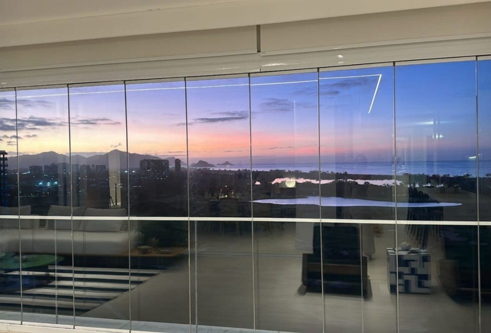 Flávia Alessandra mostrou vista do seu novo apartamento no Rio — Foto: Reprodução Instagram