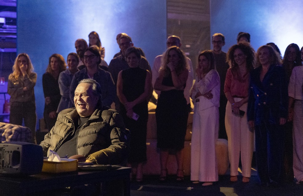 Dennis Carvalho é homenageado na série 'Tributo' — Foto: Beatriz Damy/Globo