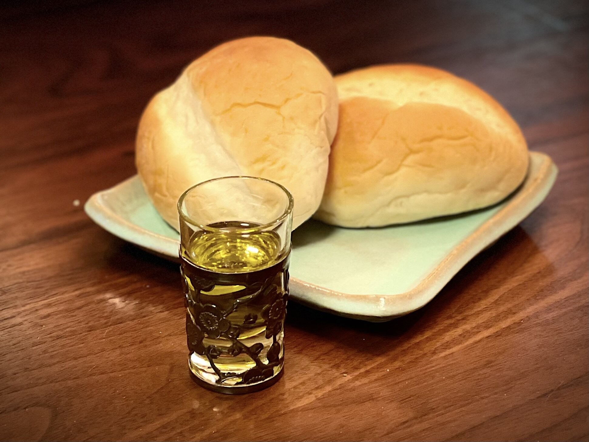 O consumo de azeite antes de carboidratos reduz o aumento inicial da glicemia