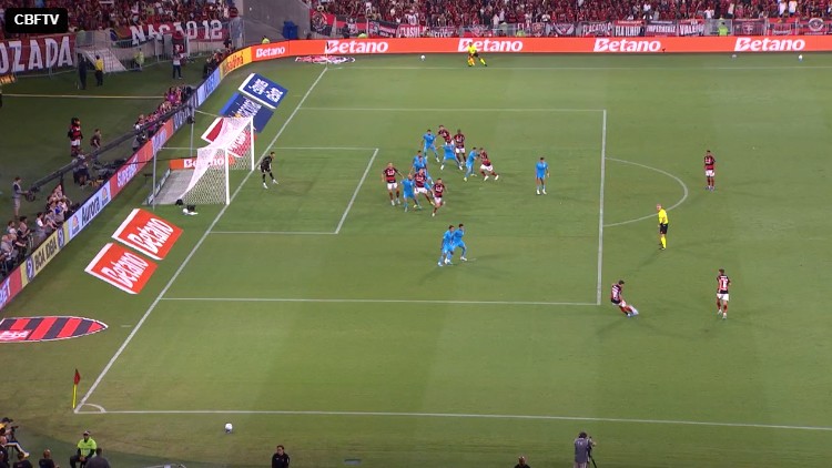 CBF divulga áudio do VAR de gol anulado do Flamengo contra o Santos: 'Toca claramente no pé'