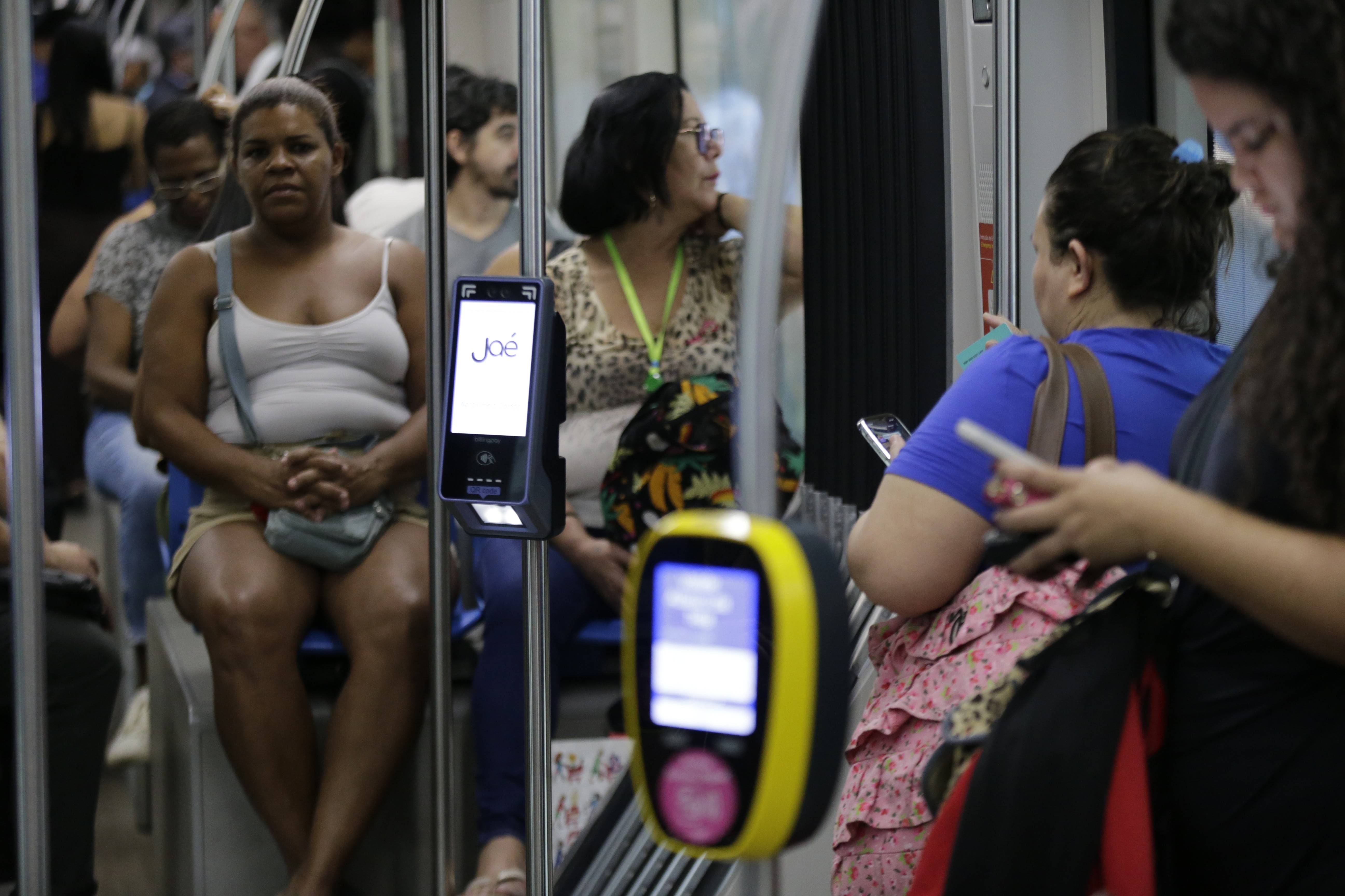 Só Jaé será aceito nos ônibus municipais a partir de fevereiro; ainda há dúvidas sobre integração