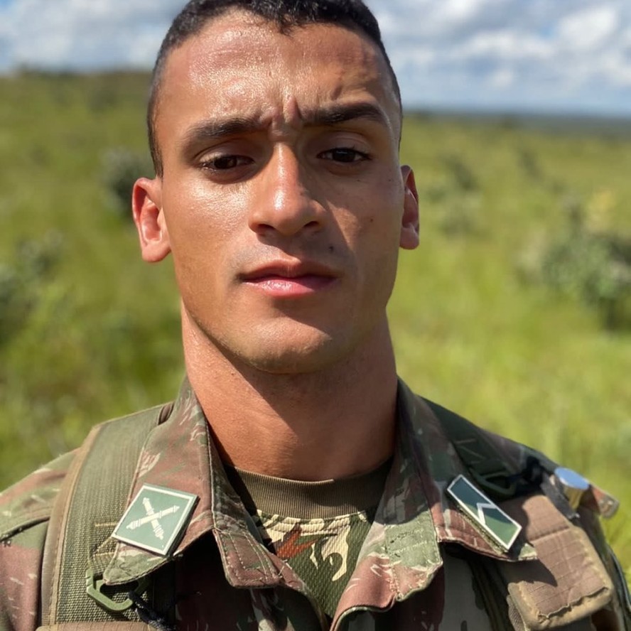 Carlos Aprovado na ESA