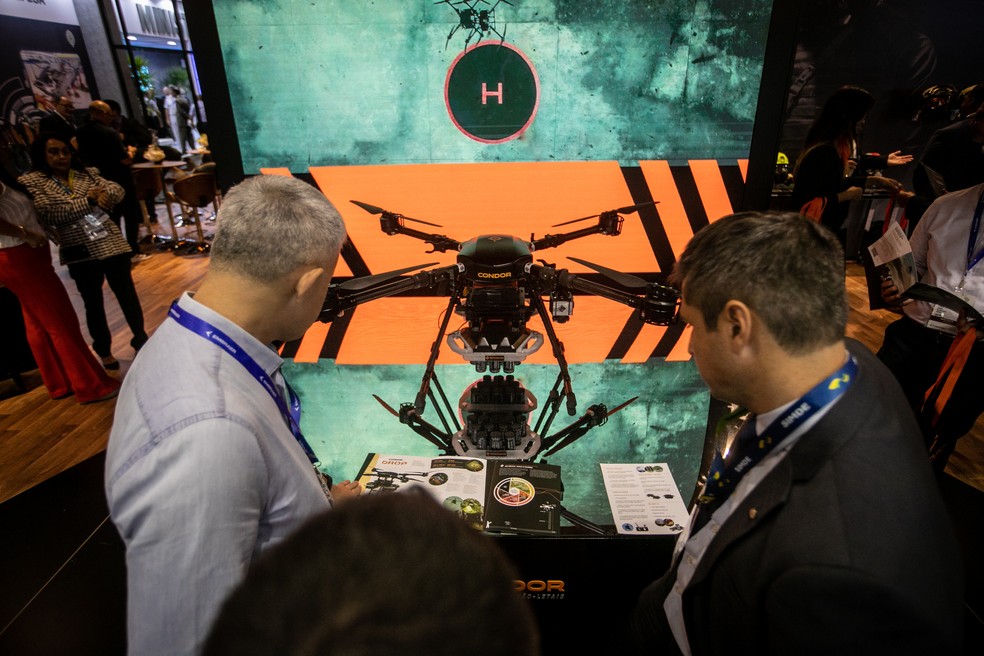 No novo equipamento russo Legioner, militares serão capazes de operar  drones e robôs, diz fonte - 23.12.2022, Sputnik Brasil