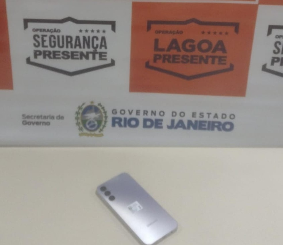 Celular furtado de motorista de aplicativo por menor de 13 anos, na Lagoa — Foto: Divulgação/Segurança Presente
