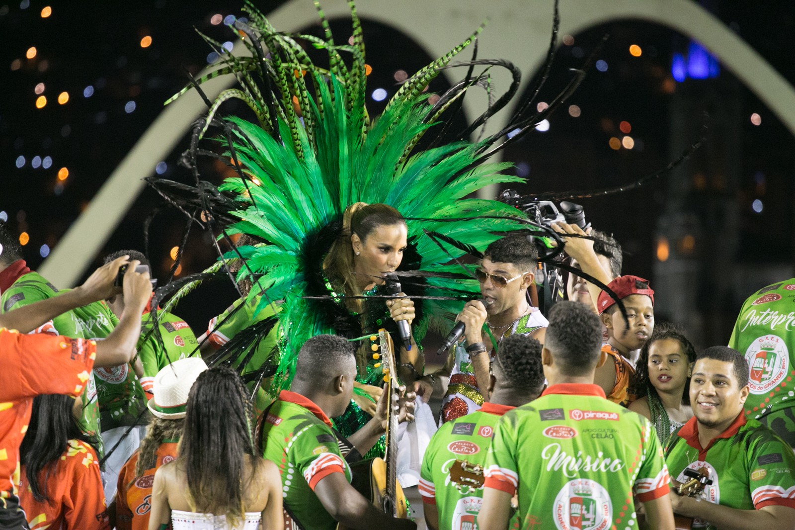 Ivete Sangalo canta durante ensaio técnico da Grande Rio, na Sapucaí — Foto: Arquivo