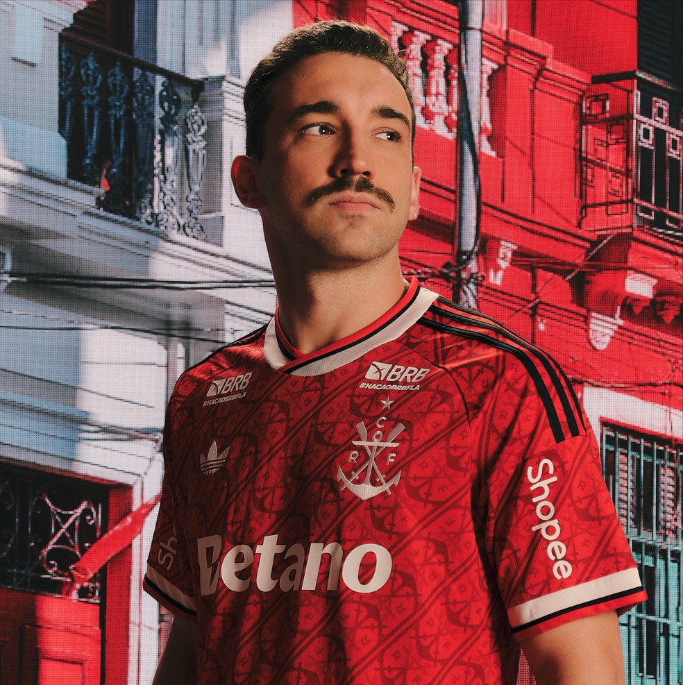 Flamengo lança terceiro uniforme para a temporada de 2026 — Foto: Divulgação
