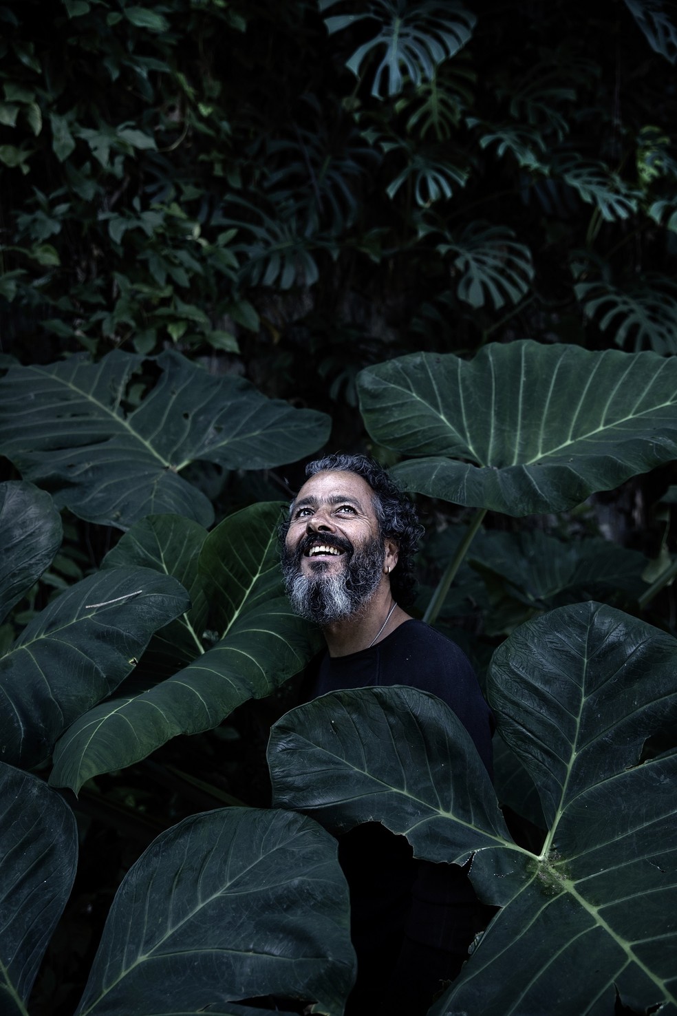 Marcos Palmeira: 'A terapia me ajuda a fazer uma leitura do lugar de galã em que  estive' — Foto: Leo Aversa