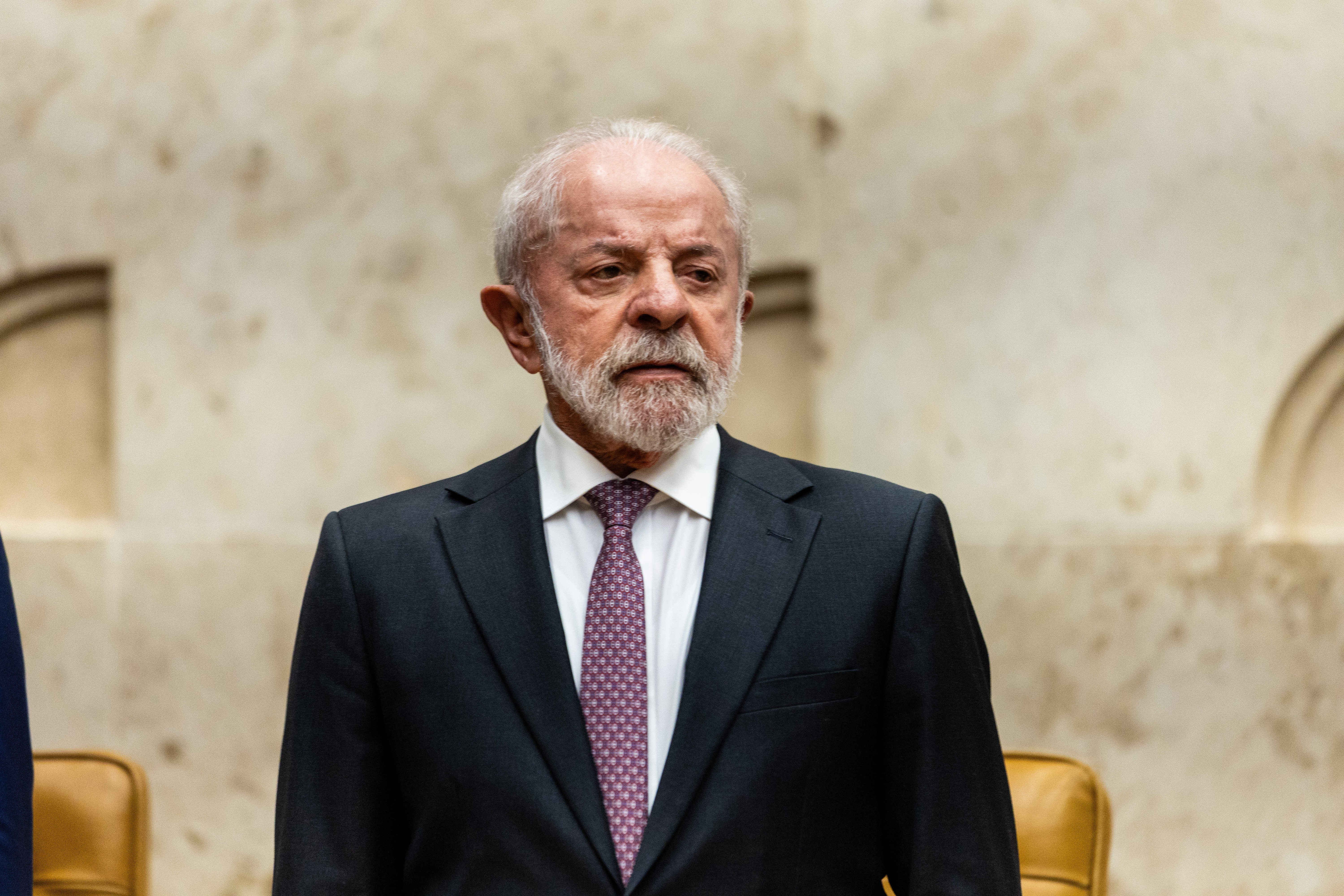Lula diz que PT precisa refletir sobre erros e que 'brigas internas' acabaram com a sigla na Grande SP