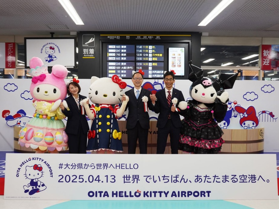 Hello Kitty invade aeroporto em cidade japonesa para receber feira