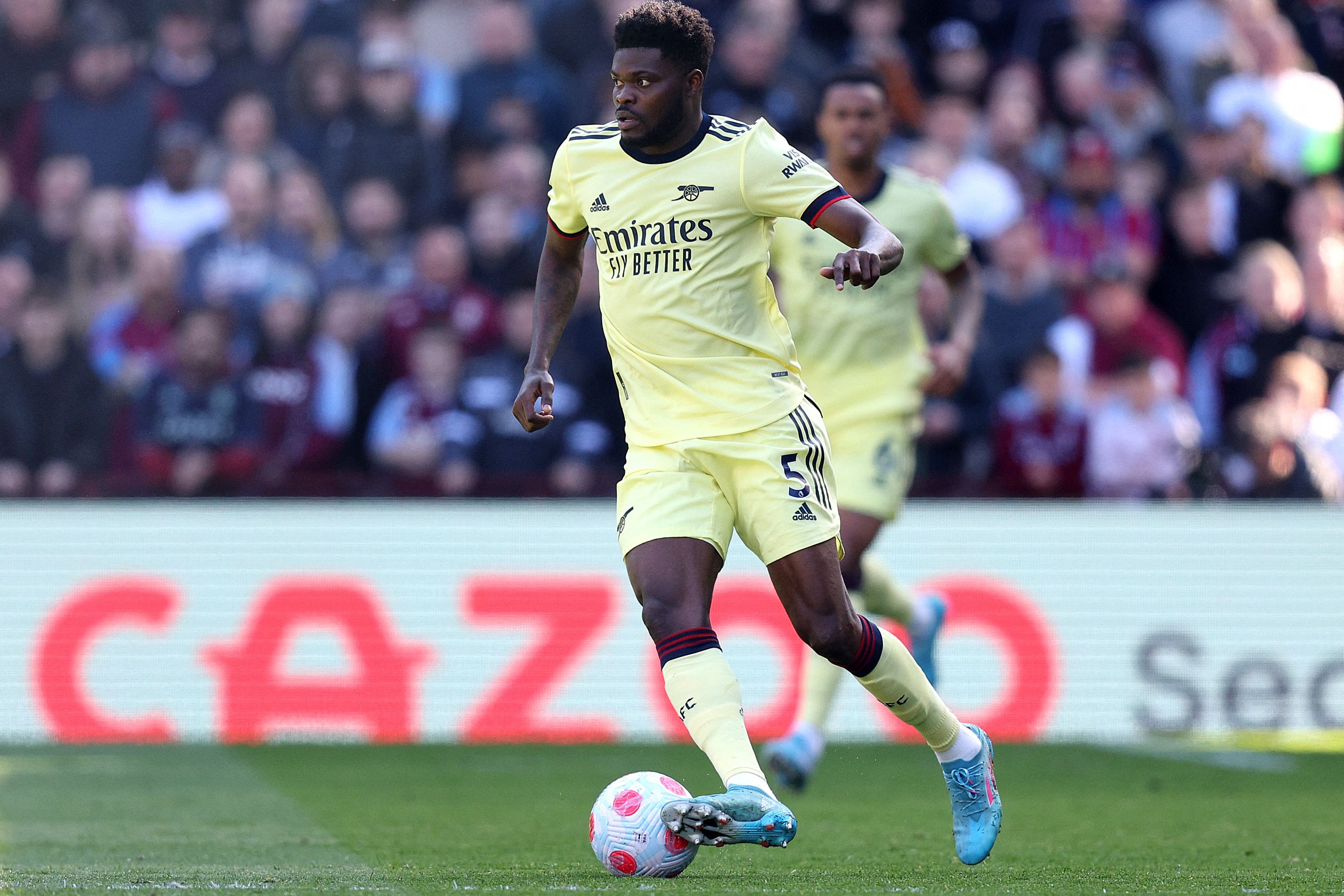 Meia Thomas Partey tem entrada no Canadá barrada por acusações de estupro e fica fora da estreia de Gana na Copa