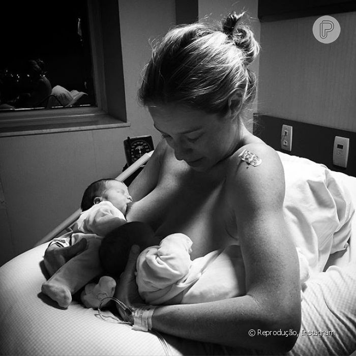 Luana Piovani amamentando os gêmeos Ben e Liz — Foto: Reprodução/Instagram