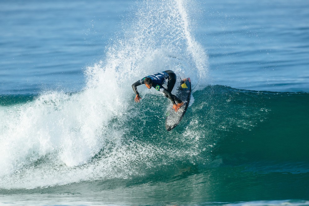 Filipe Toledo ficou em segundo na terceira etapa do circuito mundial de surfe World Surf League — Foto:         