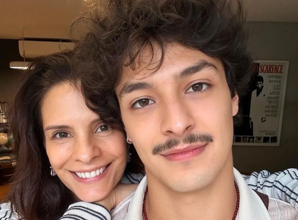 Helena Ranaldi e o filho, Pedro Waddington — Foto: Reprodução / Instagram