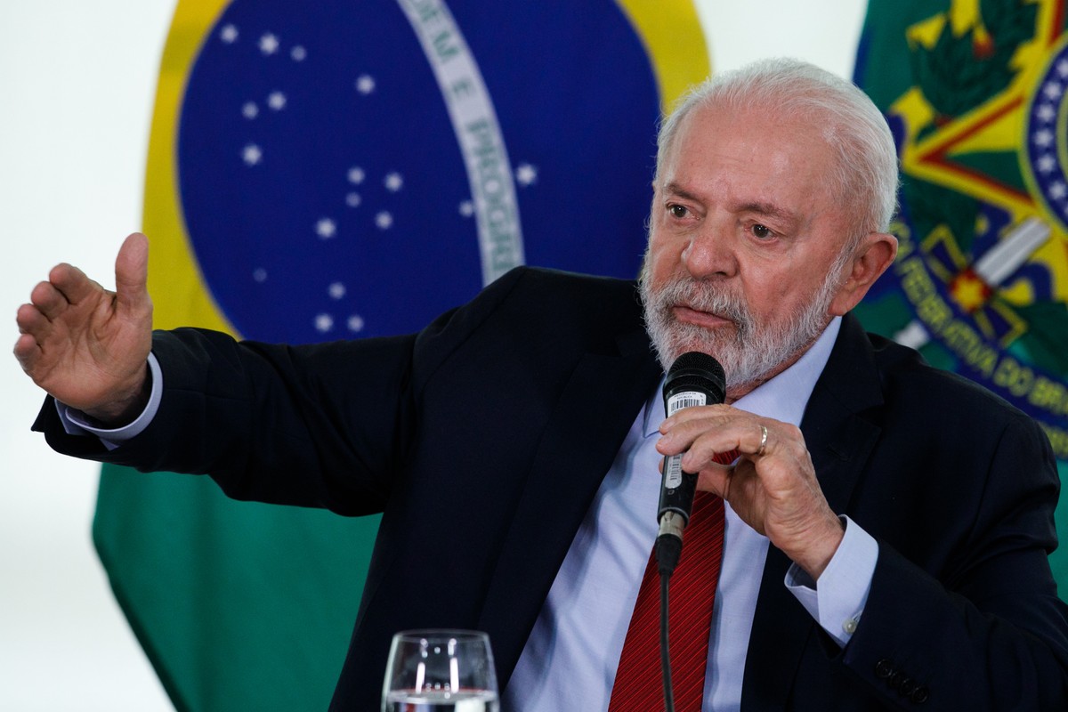 Lula vai trabalhar normalmente no Palácio do Planalto nesta semana, diz Secom