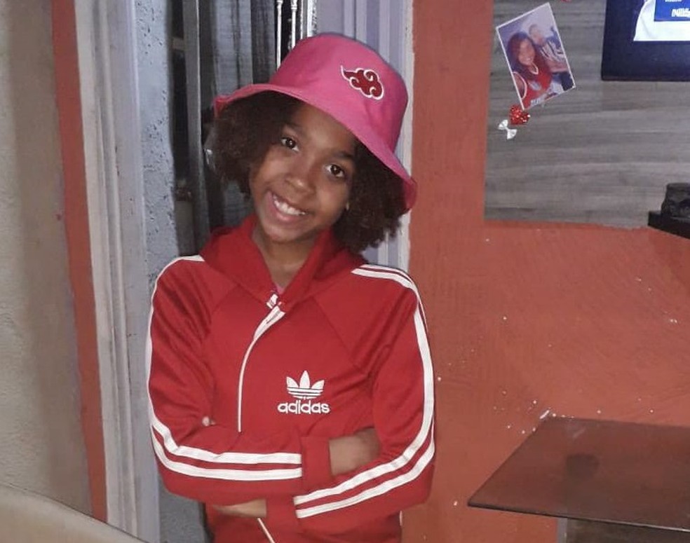 Rafaelly da Rocha Vieira, de 10 anos, morreu baleada em São João de Meriti — Foto: Reprodução