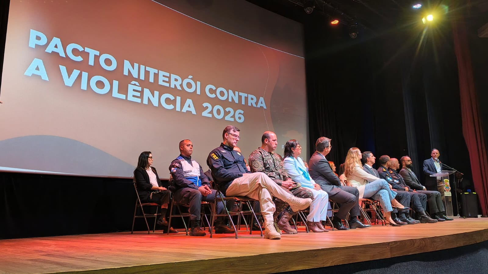 Novo Pacto Niterói Contra a Violência: combate a agressões contra mulheres e no trânsito estarão entre as prioridades até 2030 - QTU Questões do Universo