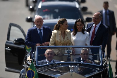 MP diz que irmã de ministra do Turismo recebeu carro em troca de  favorecimento em contrato na Baixada Fluminense