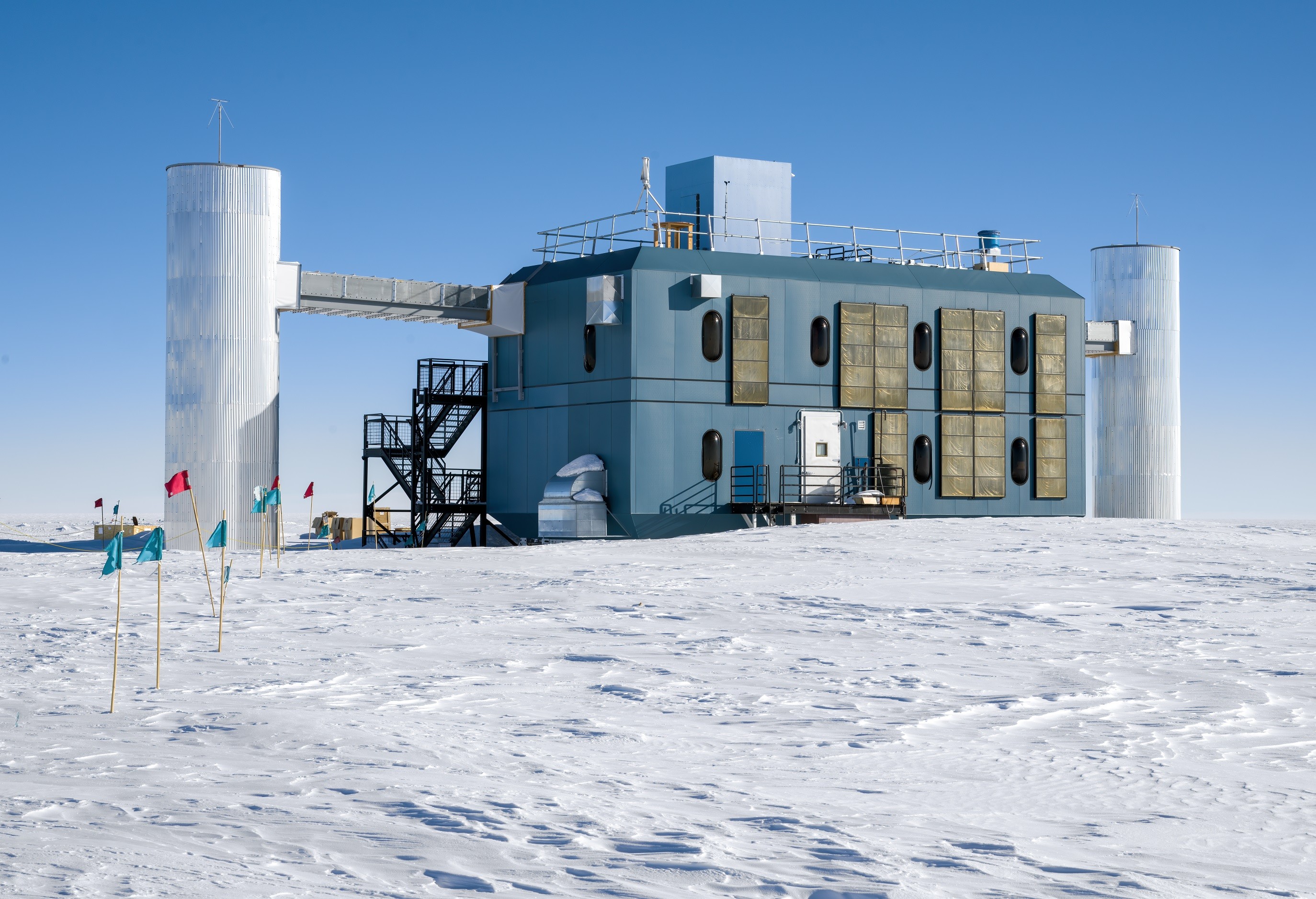 Nobel de Física: Como a ciência das partículas 'fantasmagóricas' se tornou ferramenta moderna de astronomia