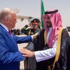 Presidente dos EUA, Donald Trump, é recebido pelo príncipe saudita, Mohamed bin-Salman, em Riade - Bandar al-Jaloud/Palácio Real Saudita/ AFP