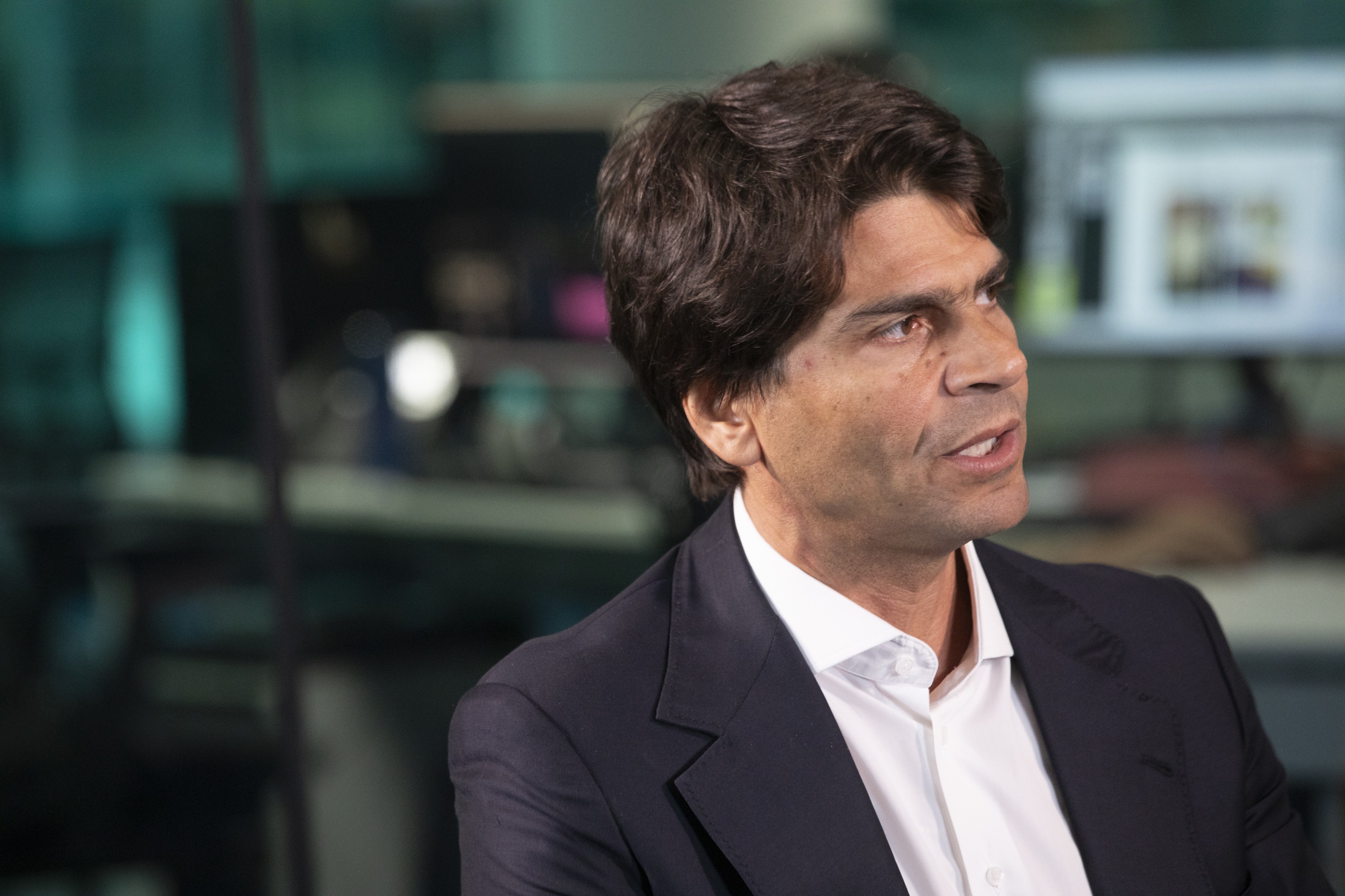 Entrevista: ‘Não vou ao Senado para discutir Terra plana ou banheiro unissex’, diz Pedro Paulo; assista - QTU Questões do Universo