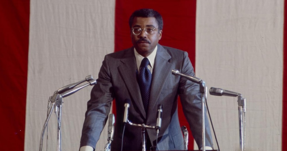 James Earl Jones em 'O presidente negro' — Foto: Divulgação