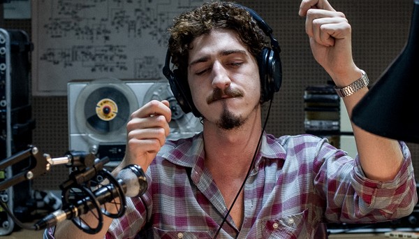 Entre a realidade e a ficção, filme lembra a criação da Rádio Fluminense, a ‘Maldita’