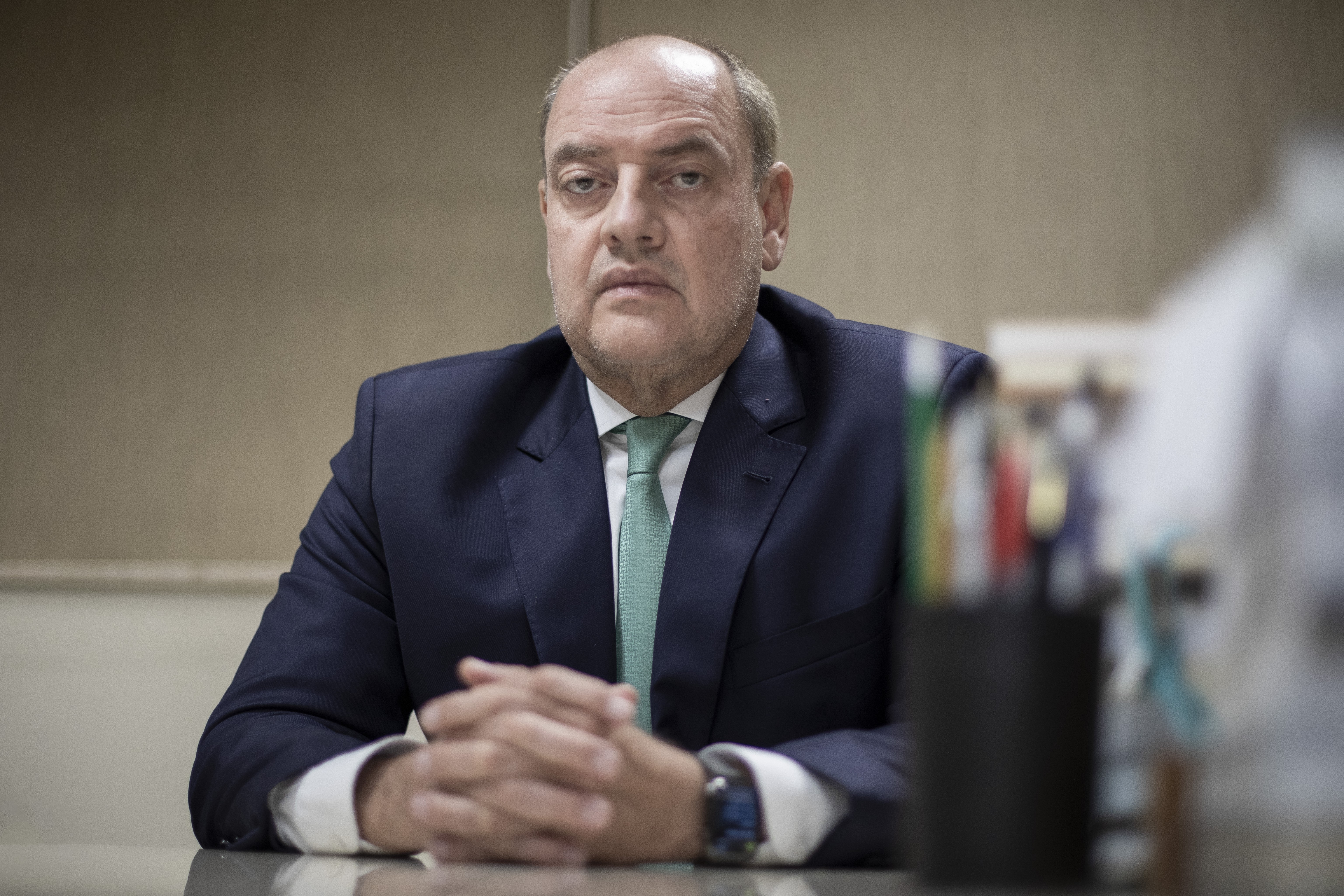 Atos do governador em exercício extinguem subsecretarias da Casa Civil ...
