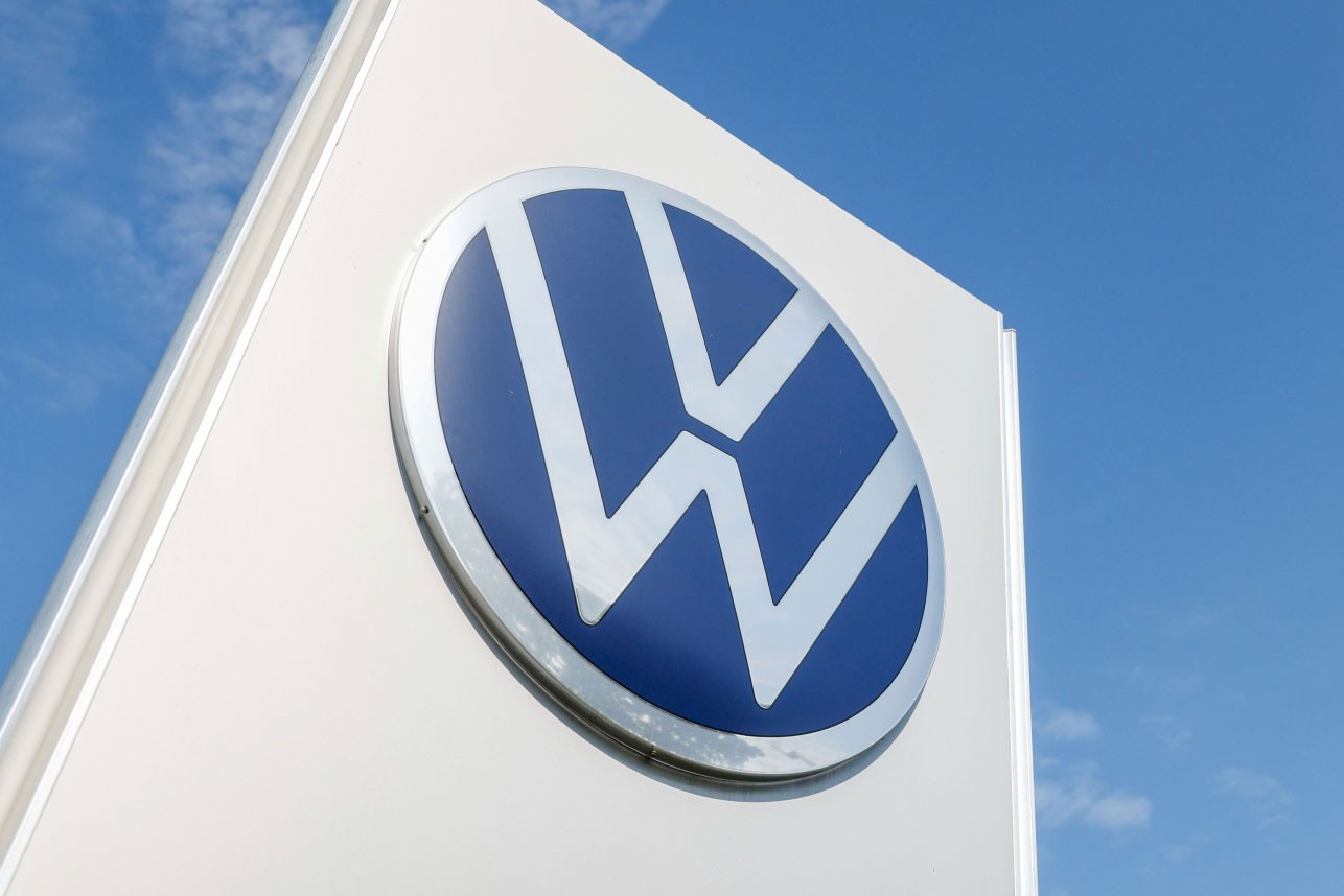Volkswagen pode cortar 100 mil empregos e fechar fábricas 😱🚗