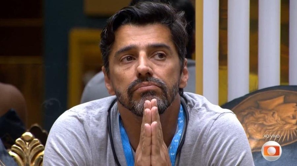 Alberto Cowboy foi o primeiro nome indicado ao paredão falso — Foto: Reprodução/TV Globo