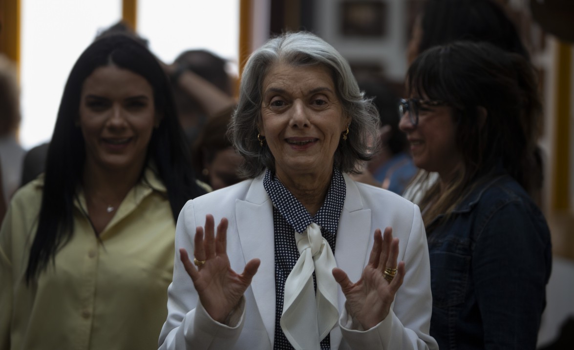 Cármen Lúcia defende 'constitucionalismo de pirraça' na Flip e liga arte à transgressão