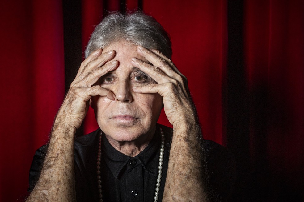 Edwin Luisi em "Eu sou minha própria mulher' — Foto: Guito Moreto/Agência O Globo