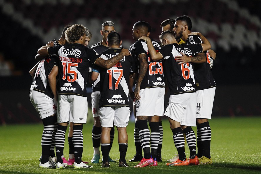 Não tem um time hoje no país jogando mais que o Vasco. Futebol mesmo, não  tem! Foram 9 gols nos últimos dois jogos. Um jogo a menos. Tudo…