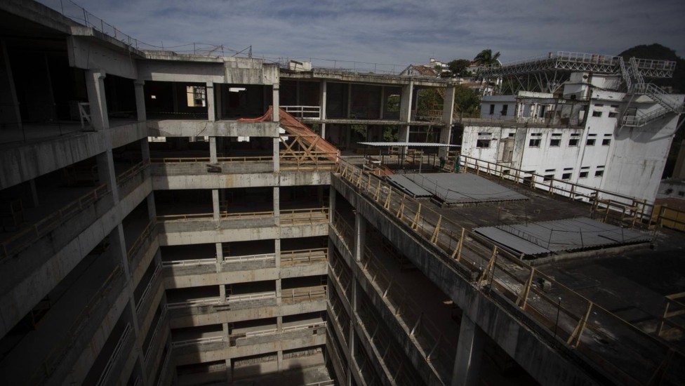 Novo Glória: heliponto vai acabar, e estrutura metálica será desmontada — Foto: Marcia Foletto / Agência O Globo