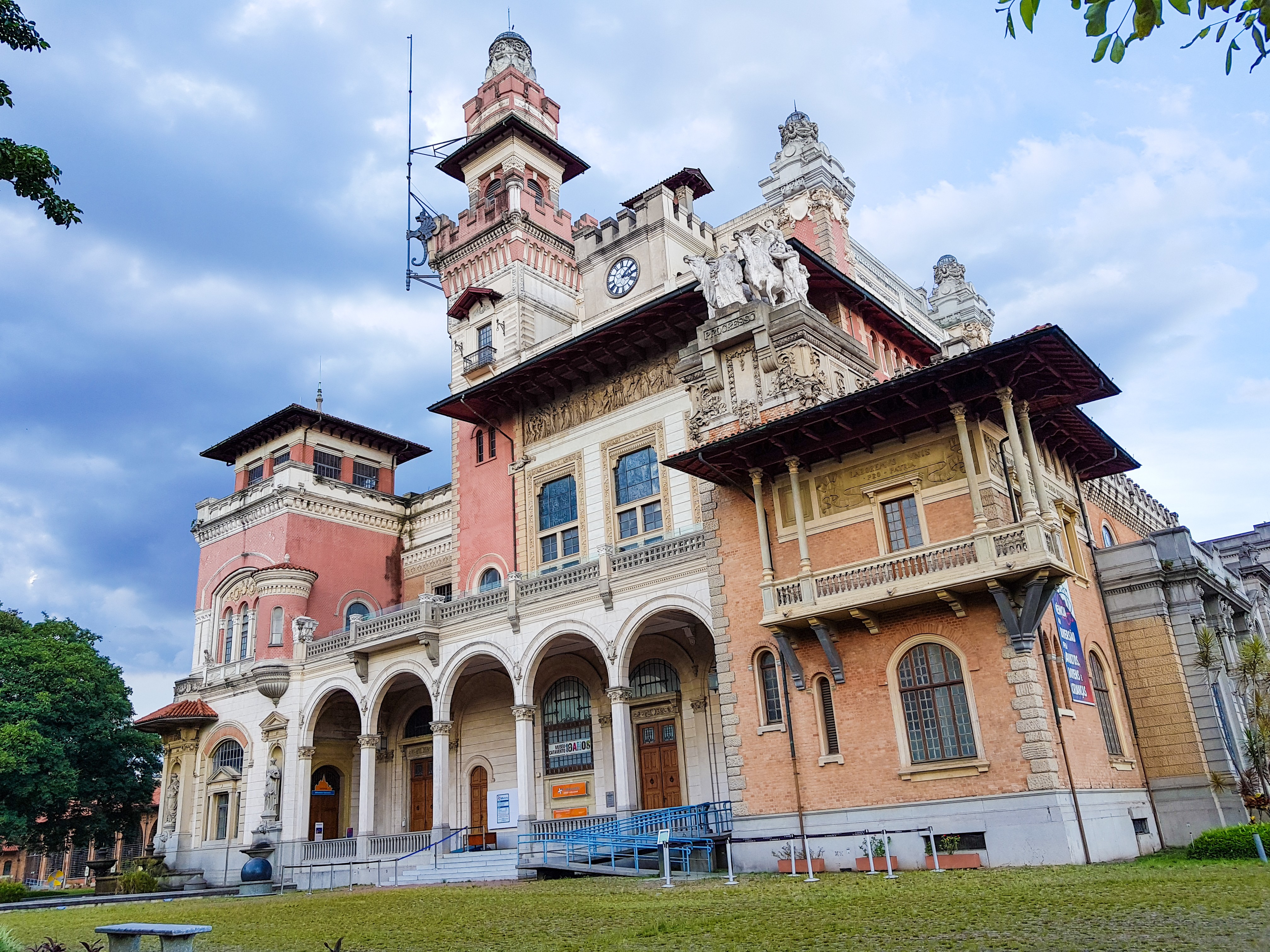 Museu Catavento inaugura exposição interativa para comemorar 100 anos do Palácio das Indústrias