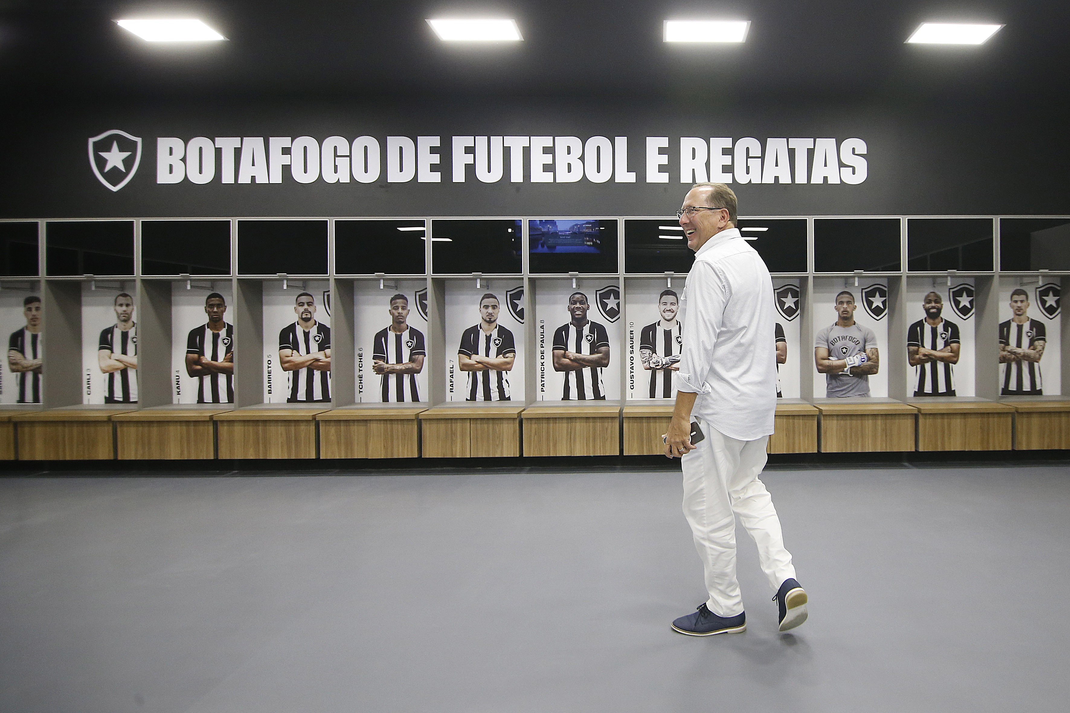 John Textor é afastado da SAF do Botafogo em novo desdobramento