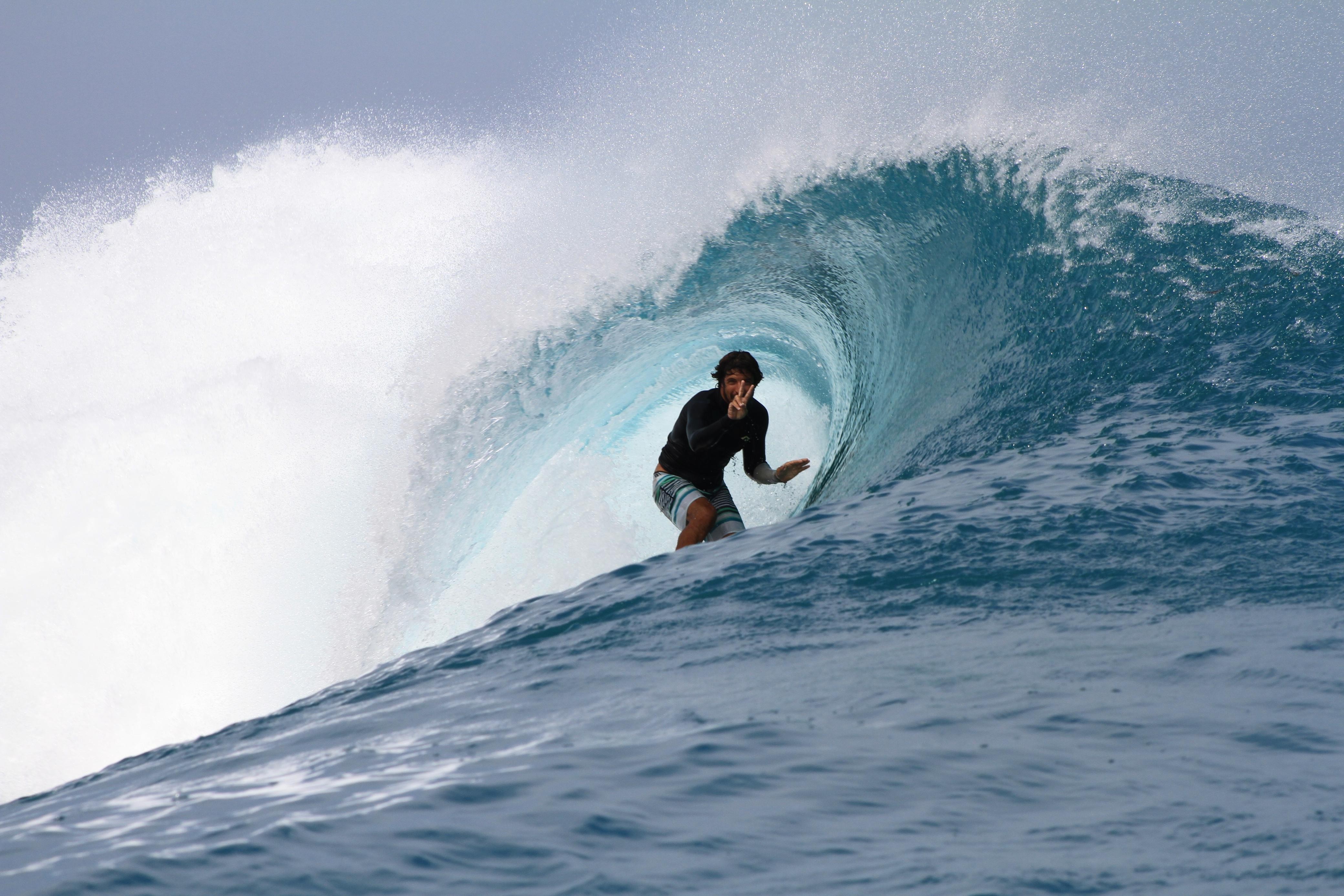 Gabriel Pastori, Phil Rajzman e outras feras do surfe partic