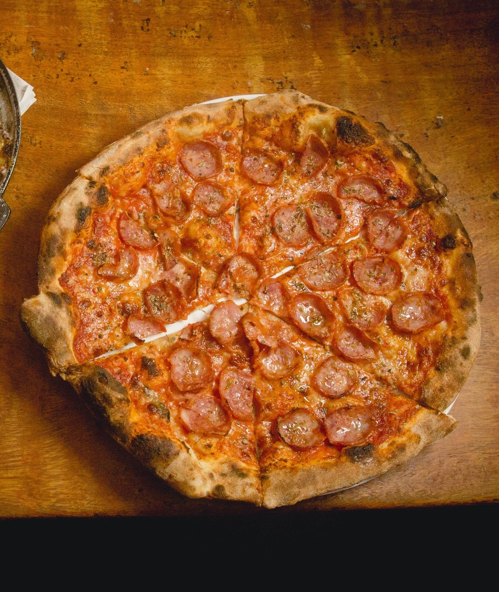 A pizza Fraz: linguiça calabresa com erva-doce — Foto: Divulgação