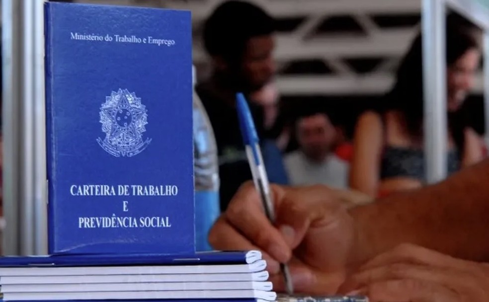 Queda no desemprego ajudou a reduzir pobreza extrema — Foto: Agência O Globo/Arquivo