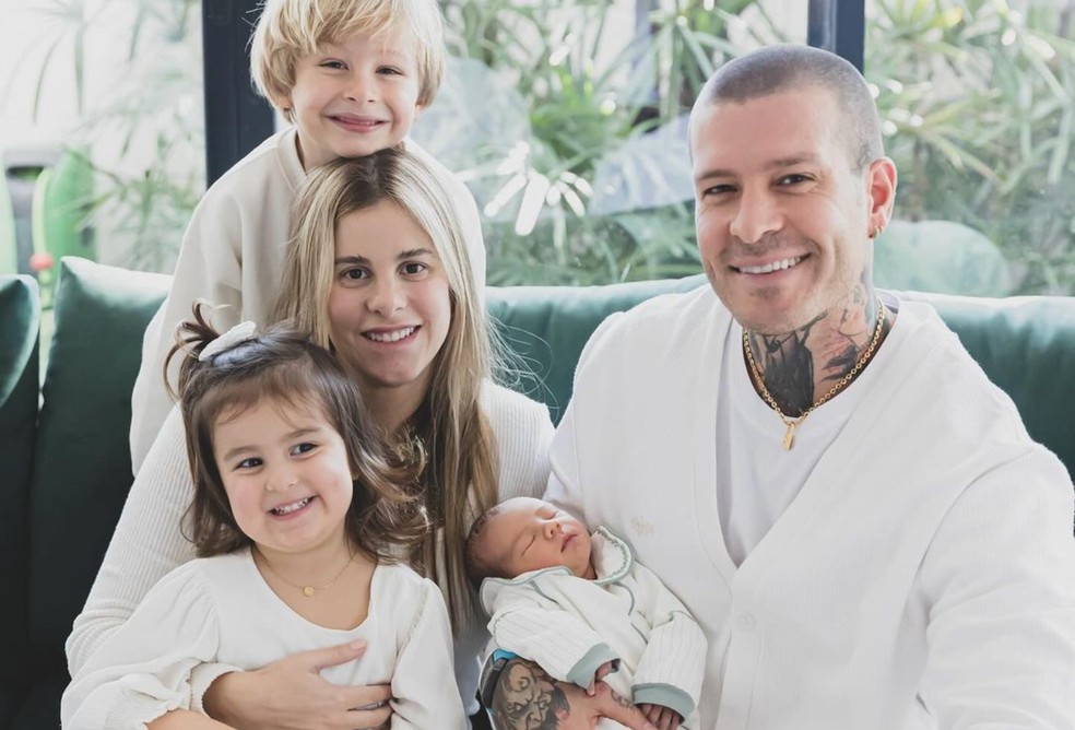 Shantal e Matheus Verdelho em fam&iacute;lia &mdash; Foto: Reprodu&ccedil;&atilde;o/Instagram