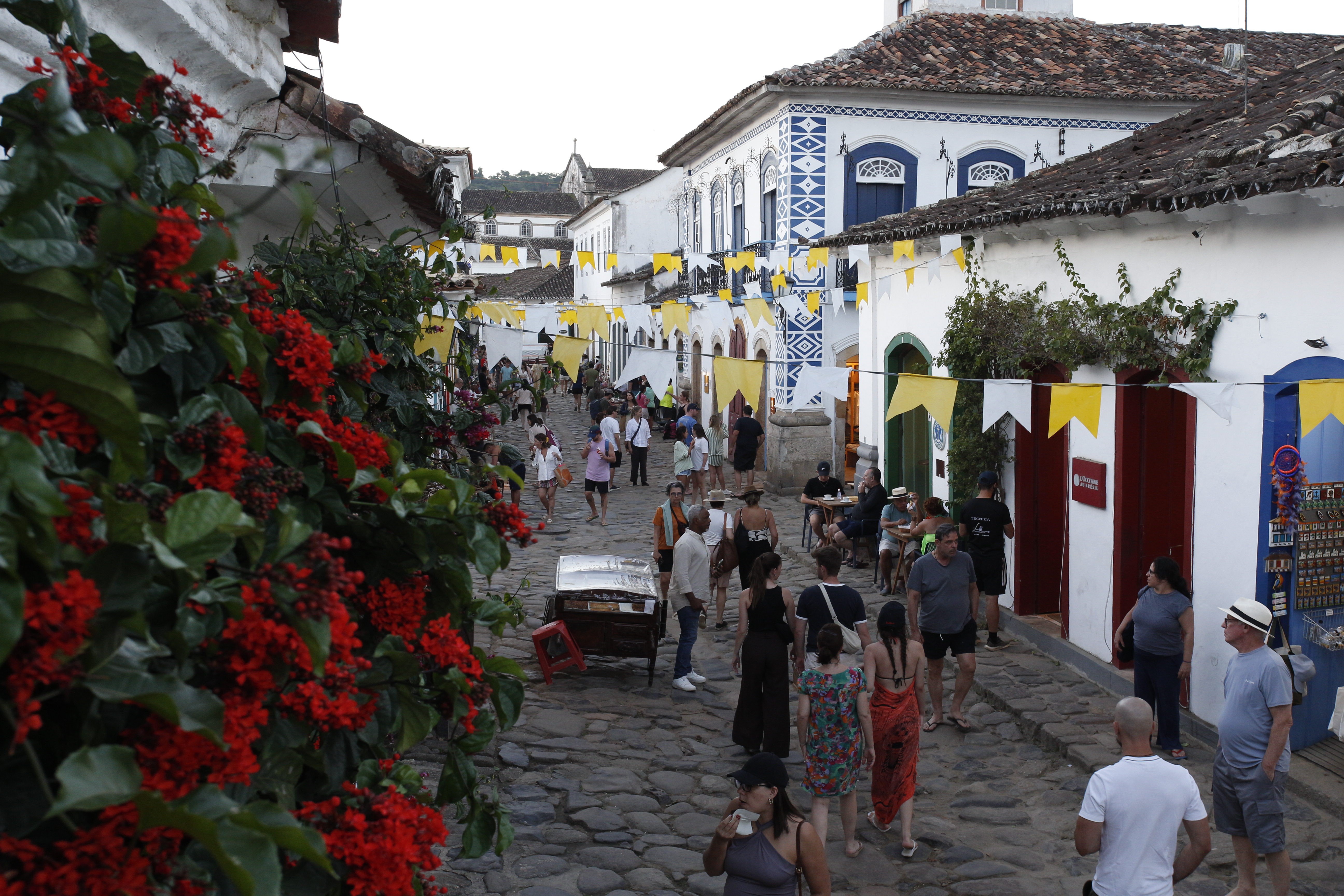Flip 2026: literatura e identidade em destaque na festa literária de Paraty