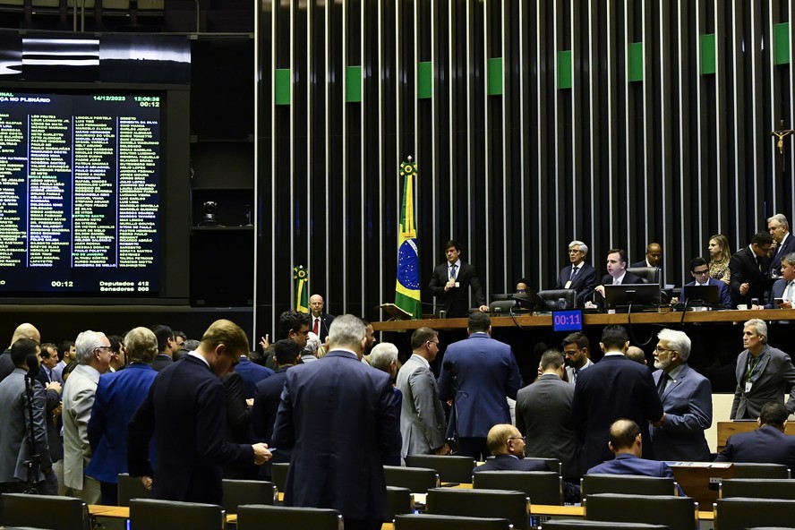 Congresso derruba vetos de Lula a projeto que define marco temporal a terras indígenas