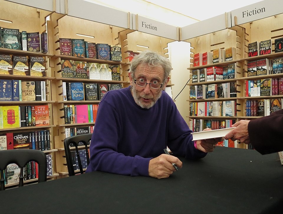 Britânico Michael Rosen vence Prêmio Hans Christian Andersen, o 'Nobel' da literatura infantil; Brasil não pôde indicar candidato