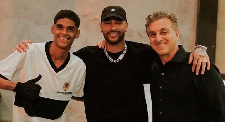 Luva de Pedreiro, Neymar e Luciano Hulk — Foto: Divulgação