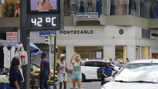 Rio de Janeiro registra agosto com chuva 182% além da média e calor recorde