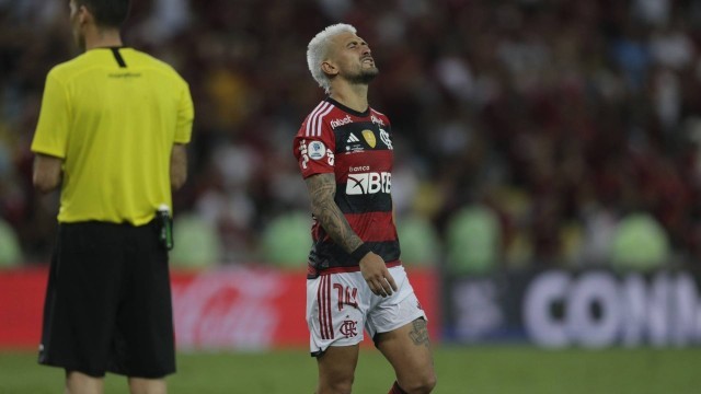 Em março, o Flamengo perderia nos pênaltis para o Independiente del Valle e seria o vice da Recopa — Foto: O Globo