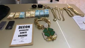 Perícia vai confirmar se é ou não de ouro cordão de R$ 400 mil rifado por MC por R$ 1,20  